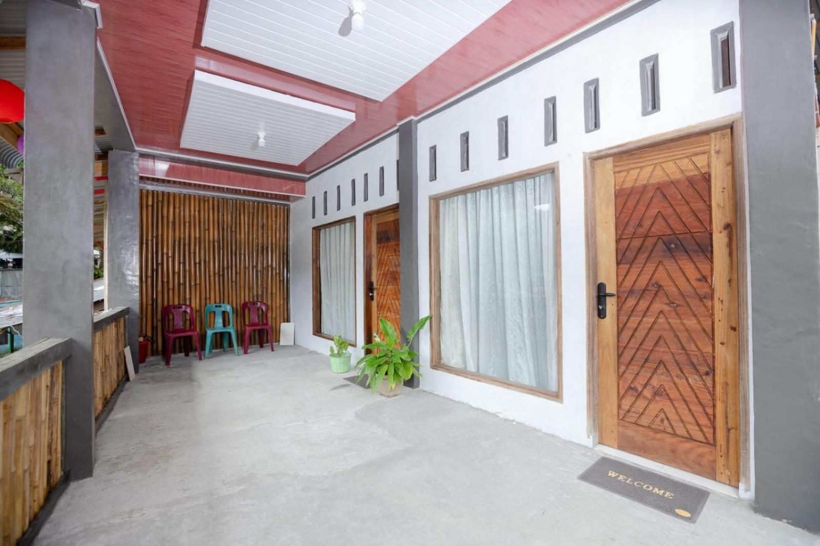 Jungle Life Guest House - Trekking & Transport Only Book With Us Bukit Lawang Exterior photo